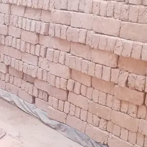 Хишт, Исфара