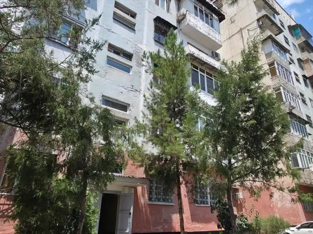 3-комн. квартира, 1 этаж, 75 м², Шохмансур, Душанбе