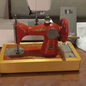 Швейная машинка, детская, Душанбе