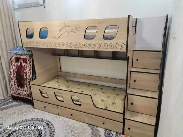 Двухъярусная кровать, Душанбе