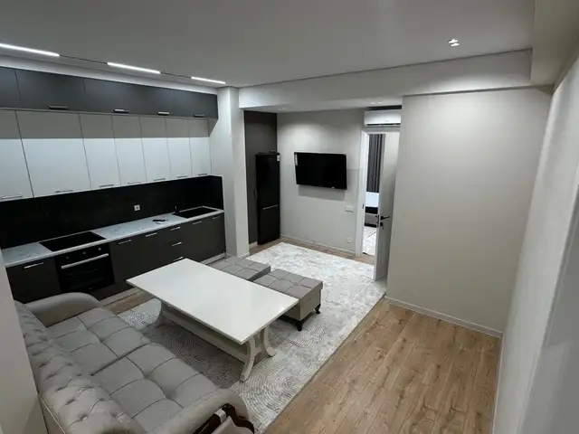 1-комн. квартира, 4 этаж, 55 м², 12 мкр, Худжанд