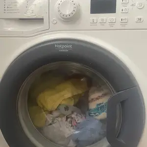 Стиральная машина Hotpoint ariston с функцией пара, Душанбе