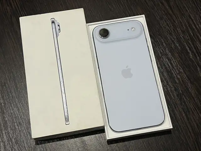 Apple iPhone Air, 256 gb, Sky Blue, Хуҷанд