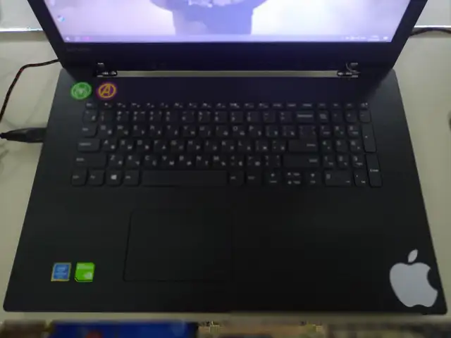 Ноутбук Lenovo, Вахдат