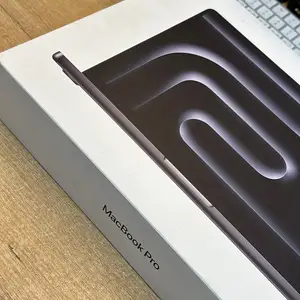 Ноутбук MacBook Pro M5/16/512gb, Хуҷанд