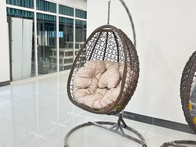 Качели, Душанбе