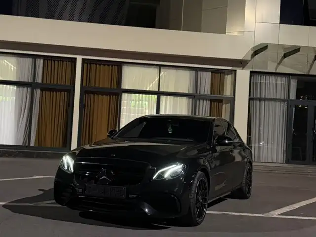 Mercedes-Benz E class