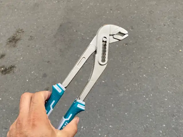 Амбур, Душанбе