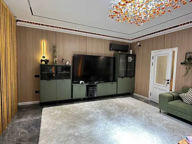 3-комн. квартира, 15 этаж, 80 м², И. Сомони, Душанбе