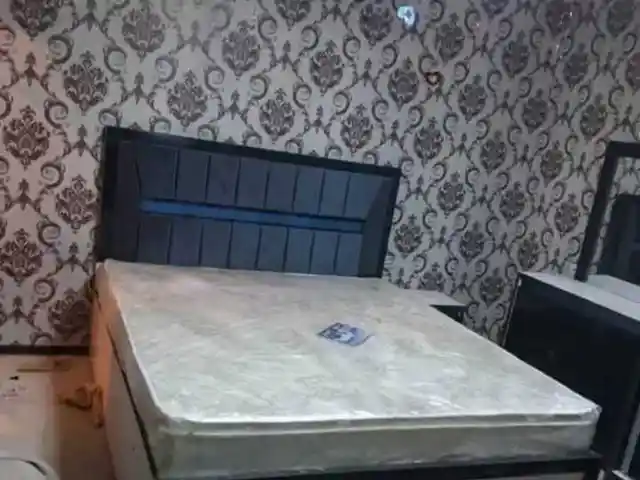 Кровать двуспальная, Душанбе