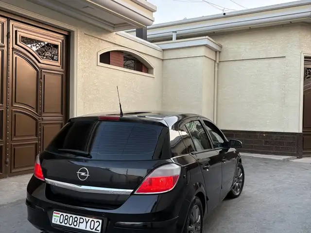 Opel Astra H