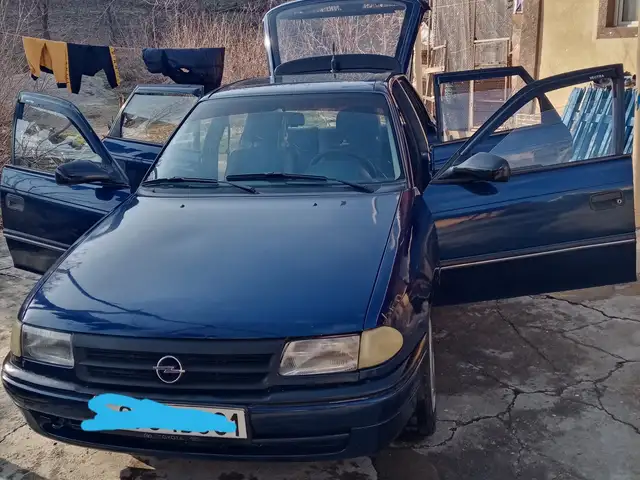 Opel Astra F