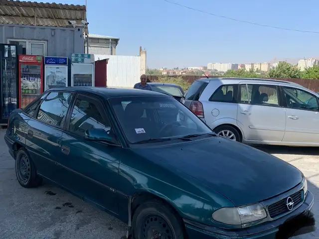 Opel Astra F