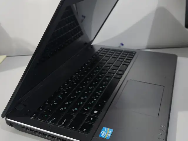 Ноутбук Asus Core i3, Худжанд