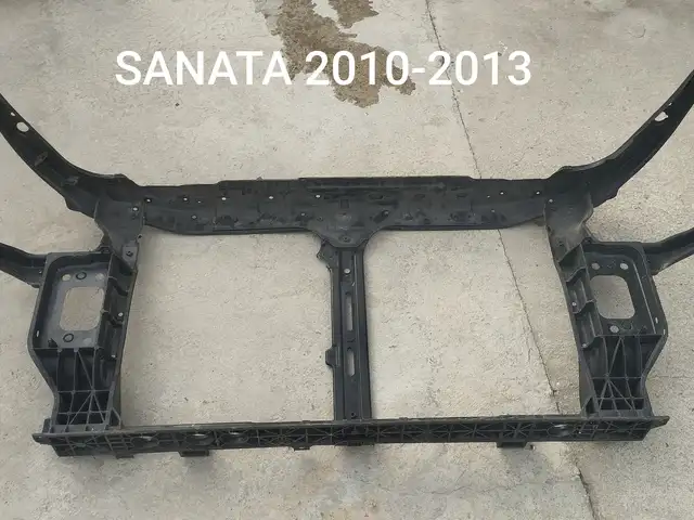 Панель на Hyundai 2010-2013, Худжанд