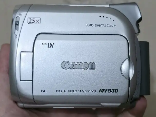 Видеокамера Canon MV930, Душанбе
