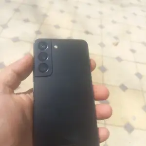 Samsung Galaxy s22, Вахдат