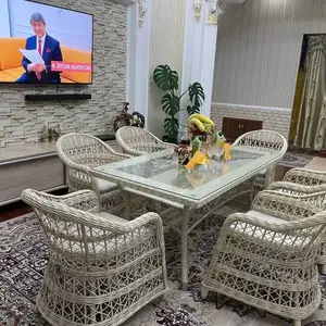 Стол и стулья, Душанбе