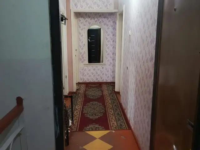3-комн. квартира, 4 этаж, 52 м², Кайхонавардон, Бохтар (Курғон-Теппа)