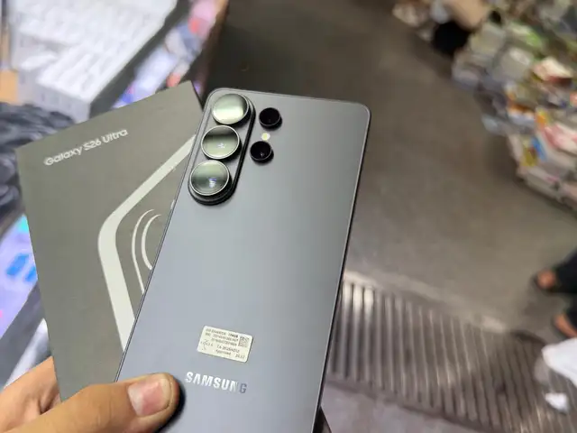 Samsung Galaxy S26 Ultra, Душанбе