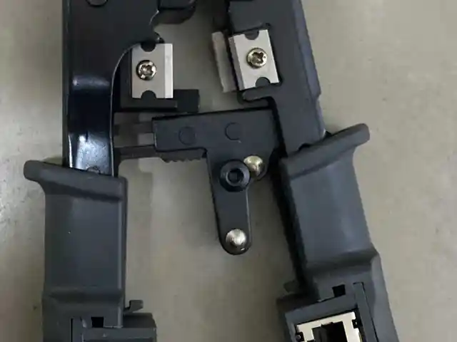 Обжимник для коннекторов RJ45, Душанбе