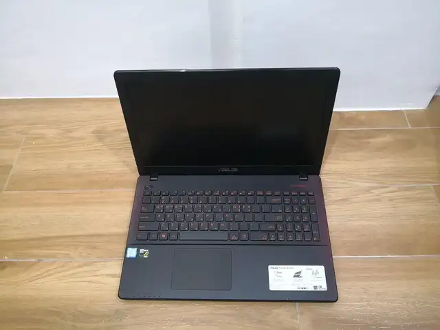 Ноутбук core i5/7300HQ ozu8 hdd500 gtx 950m, Душанбе