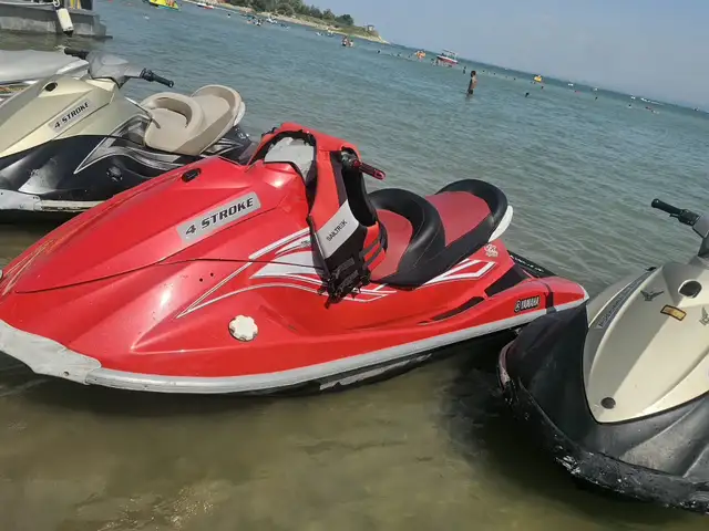 Гидроцикл Vx1100, Хуҷанд