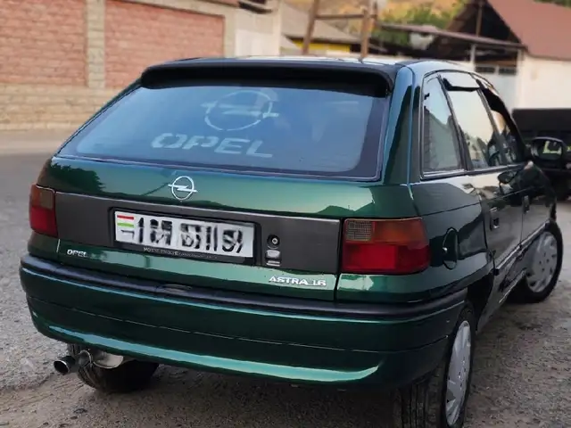 Opel Astra F