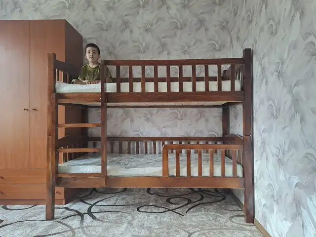 Двухъярусная кровать, Душанбе