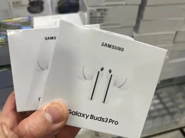 Беспроводные наушники Samsung Galaxy Buds 3, Душанбе