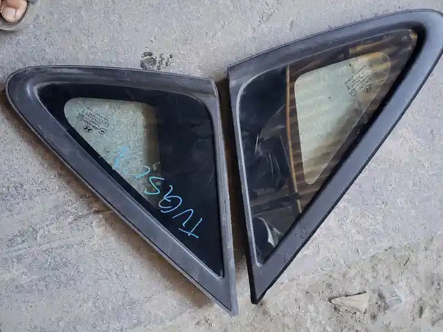 Стекло от двери Hyundai Tucson, Худжанд