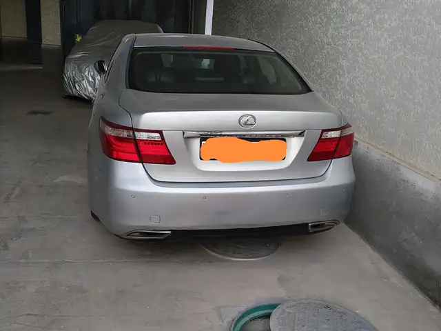 Lexus ES series
