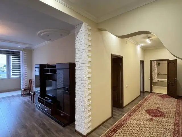 3-комн. квартира, 9 этаж, 120м², Исмоили Сомони , Душанбе - 15