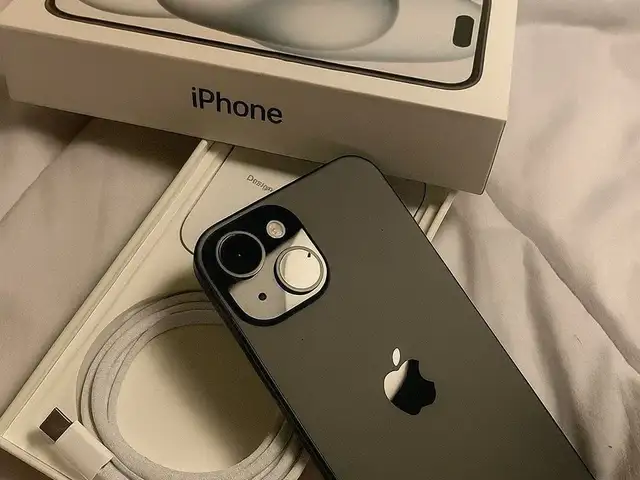 Apple iPhone 15, 128 gb, Black, Хуҷанд