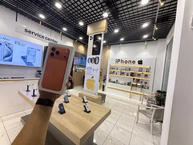 Apple iPhone 17 Pro, 256 gb, Cosmic Orange, Душанбе
