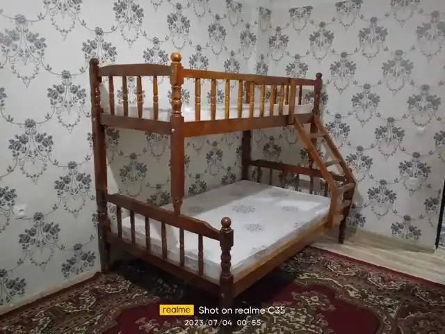 Двухъярусная кровать, Душанбе