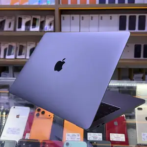 Ноутбук Applу MacBook, Хуҷанд