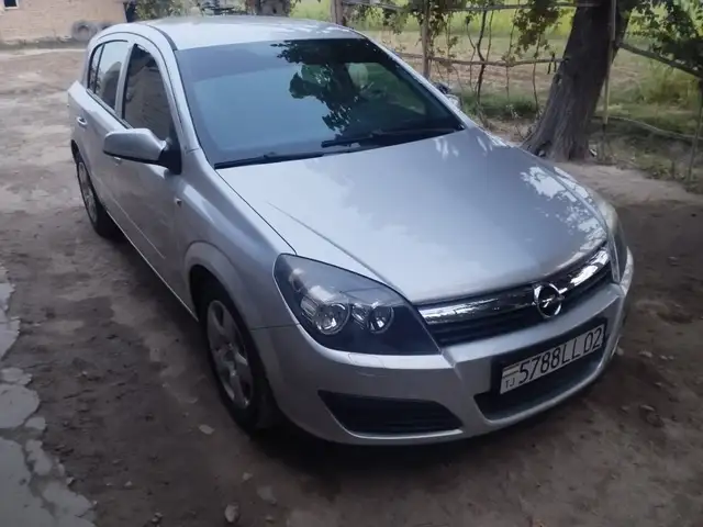 Opel Astra H