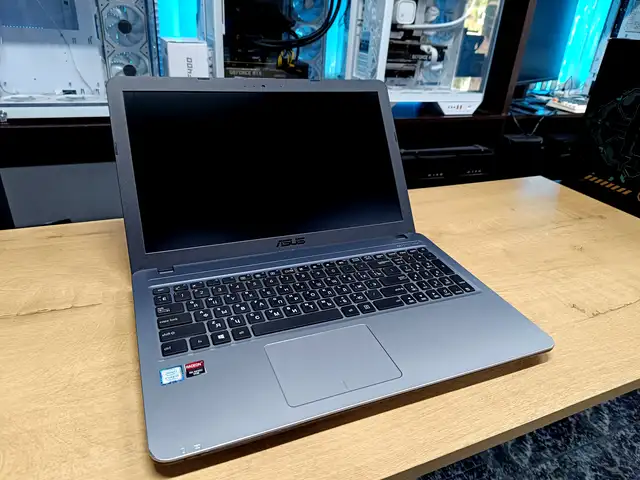 Ноутбук Asus VivoBook X540U Core i5-7200U / 12GB / 512GB SSD, Душанбе