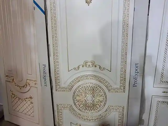 Дверь, Душанбе