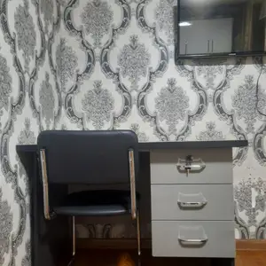 Стол со стулом, Душанбе