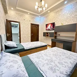 3-комн. квартира, 1 этаж, 81 м², 19 мкр, Худжанд