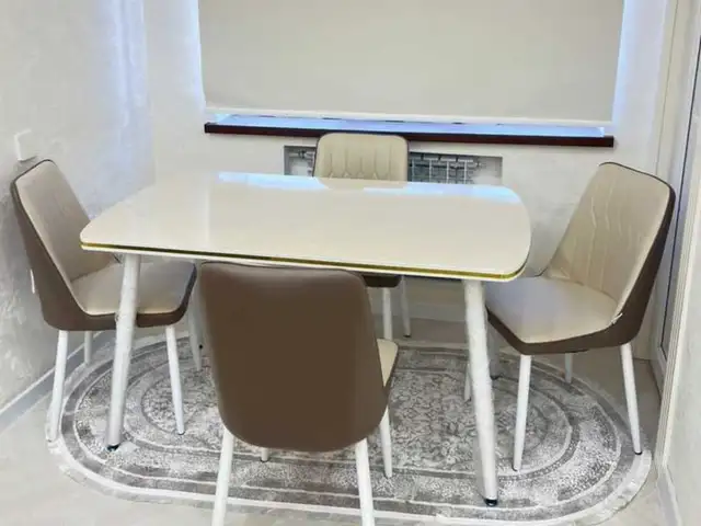 Стол и стулья, Душанбе