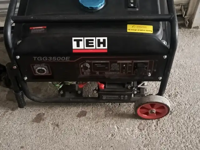 Движок, Турсунзаде