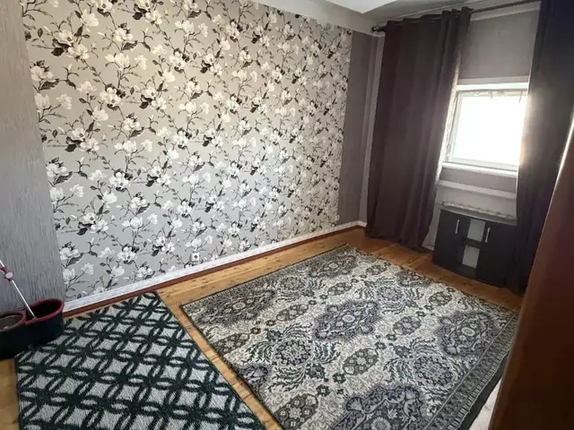 3-комн. квартира, 3 этаж, 75м², 28 мкр, Хуҷанд
