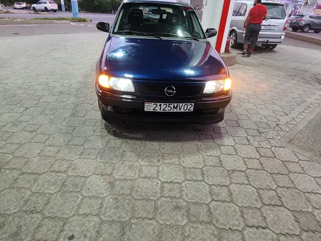 Opel Astra F