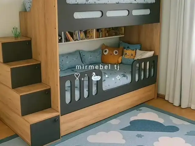 Двухьярусная кровать, Душанбе