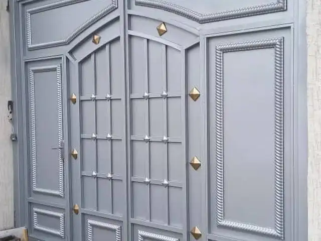 Дарвоза, Душанбе