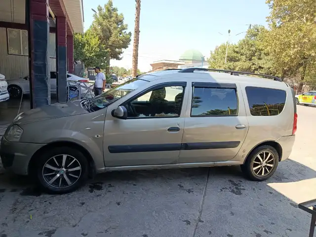 Lada (ВАЗ) 2114
