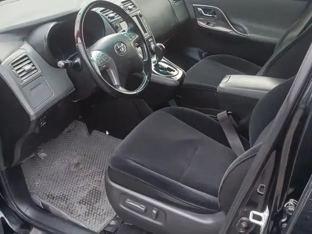 Toyota Mark X ZiO